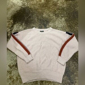 Elegant Women's Crewneck Sweater in Soft Pink with Red Accents